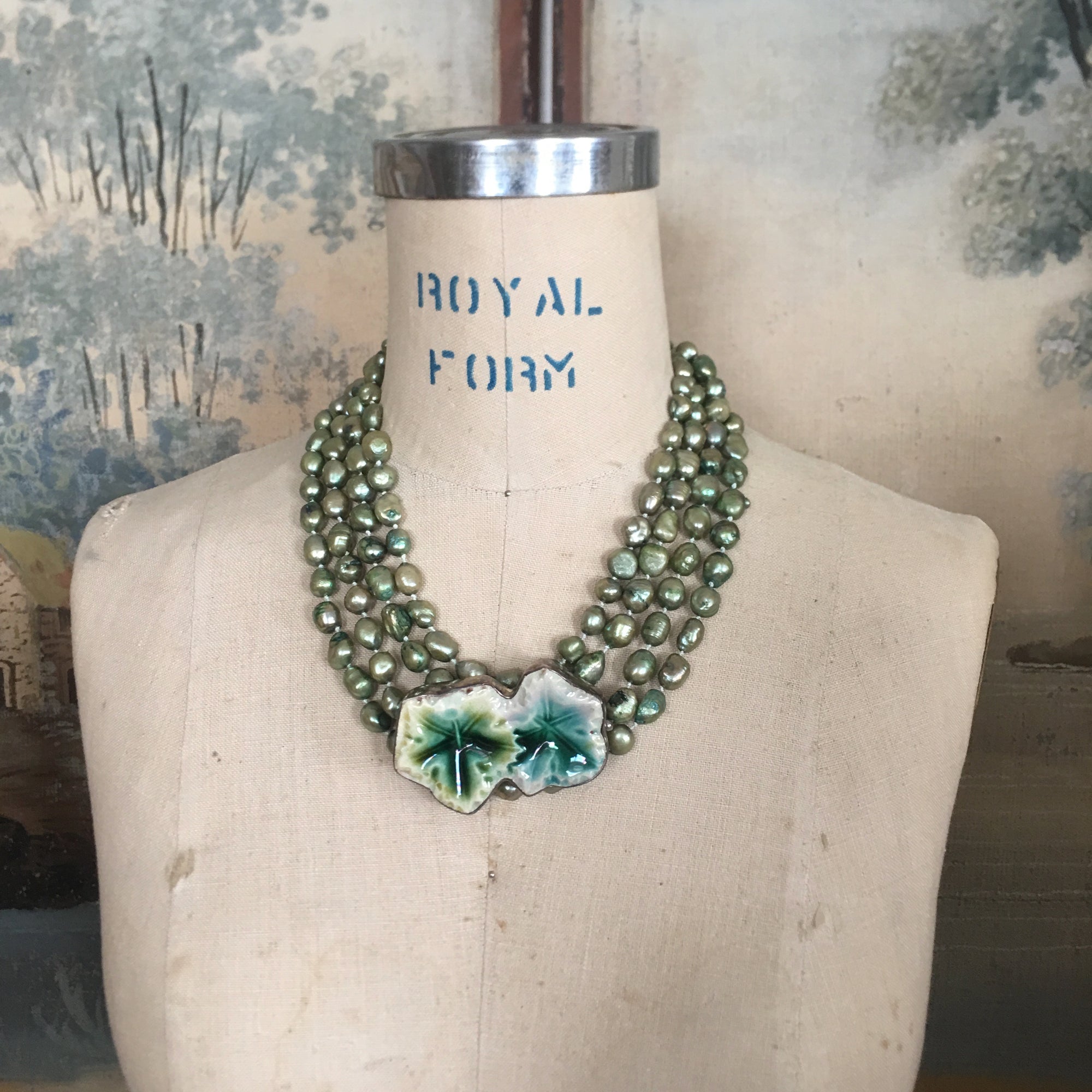 English Majolica (Green)