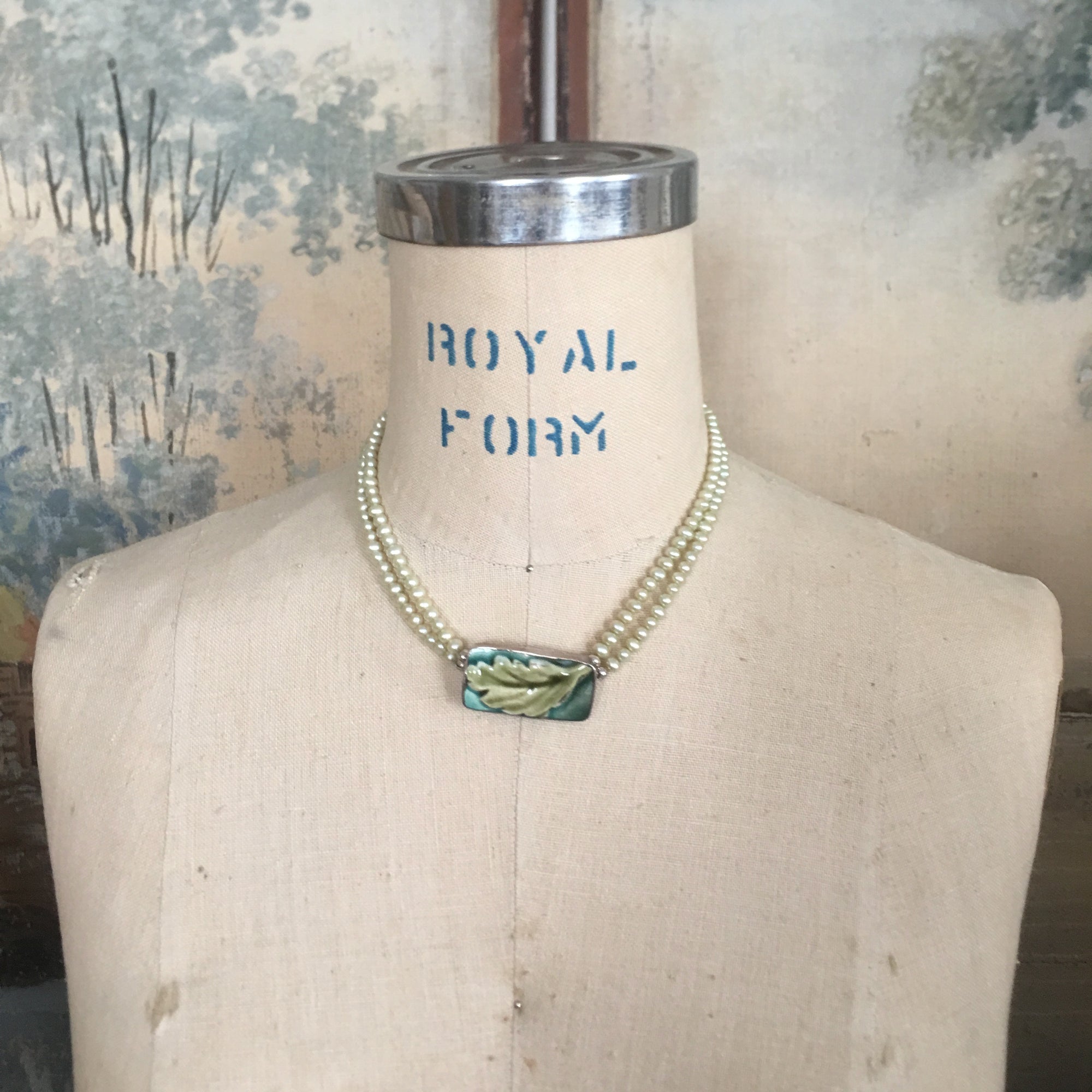 English Majolica (Green)